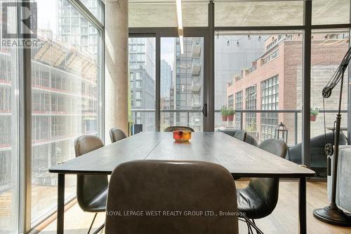 413 - 138 Princess Street, Toronto, ON - Indoor Photo Showing Dining Room