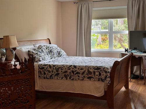 102-9 Adams Rd, Campbell River, BC - Indoor Photo Showing Bedroom