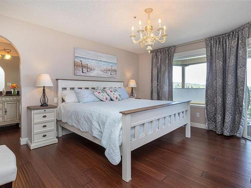 3321 Edgewood Dr, Nanaimo, BC - Indoor Photo Showing Bedroom