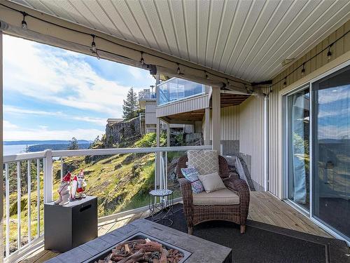 3321 Edgewood Dr, Nanaimo, BC - Outdoor With Balcony With Deck Patio Veranda With Exterior