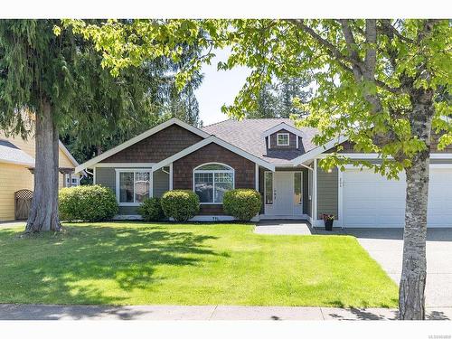 204 Saturna Dr, Qualicum Beach, BC - Outdoor With Facade