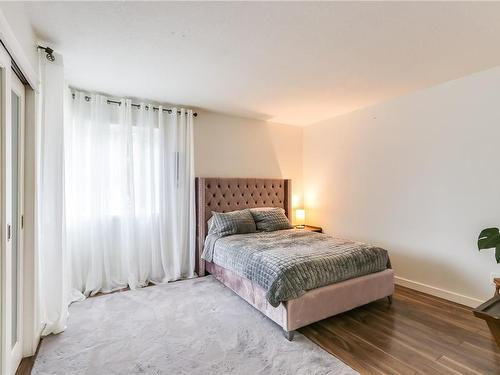 624 Howard Ave, Nanaimo, BC - Indoor Photo Showing Bedroom