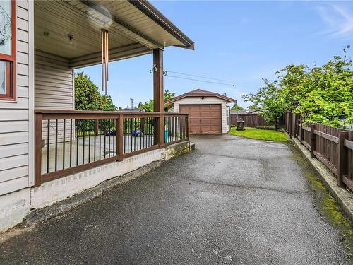 624 Howard Ave, Nanaimo, BC - Outdoor With Deck Patio Veranda With Exterior