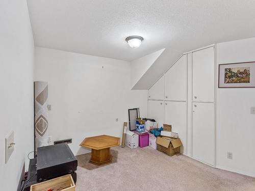293 Cypress Ave, Kamloops, BC - Indoor Photo Showing Other Room