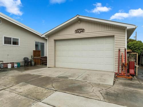 293 Cypress Ave, Kamloops, BC - Outdoor With Exterior