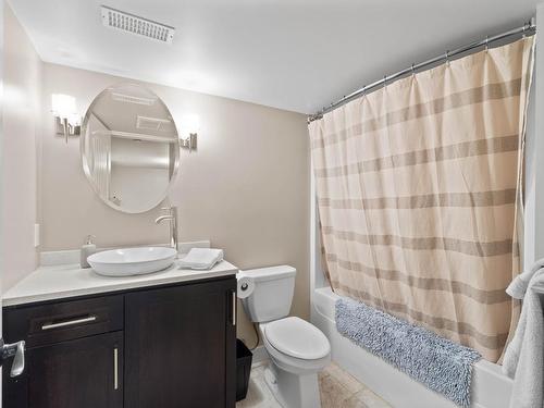 3025 Visao Court, Kamloops, BC - Indoor Photo Showing Bathroom