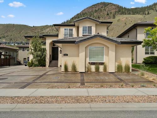 3025 Visao Court, Kamloops, BC - Indoor Photo Showing Living Room With Fireplace