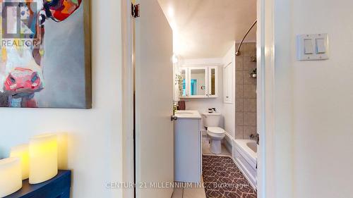 213 Bay Street E, Blue Mountains, ON - Indoor Photo Showing Bathroom