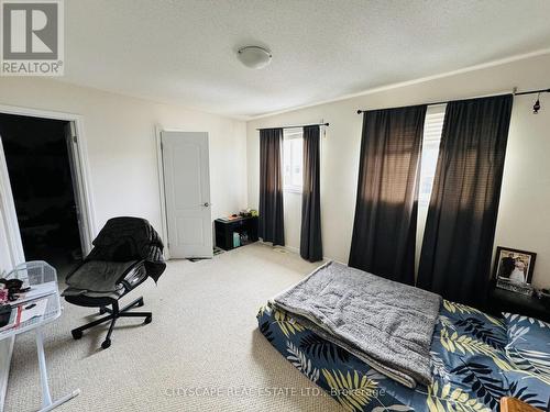 45 Lisbeth Crescent, Kawartha Lakes, ON - Indoor Photo Showing Bedroom