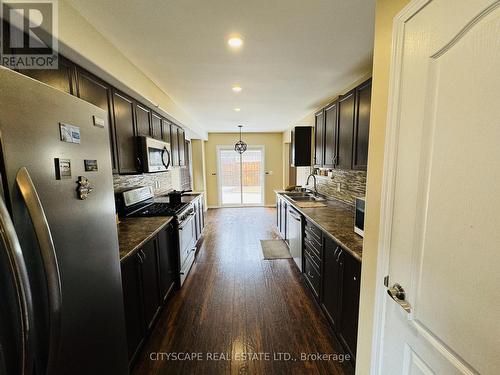 45 Lisbeth Crescent, Kawartha Lakes, ON - Indoor Photo Showing Kitchen