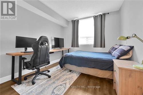 109 - 99 Donn Avenue, Hamilton, ON - Indoor Photo Showing Bedroom