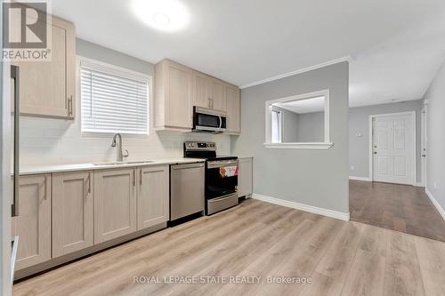 273 Normanhurst Avenue, Hamilton, ON - Indoor Photo Showing Kitchen