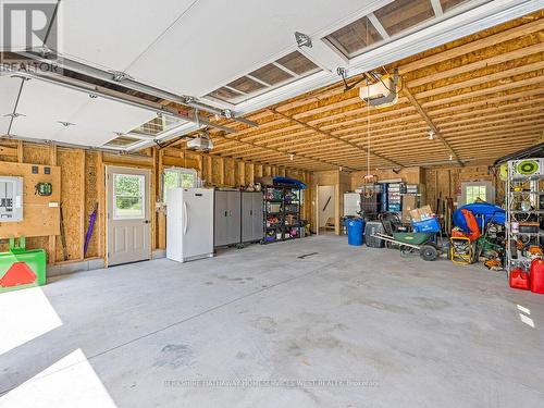 373 Creek View Road, Kawartha Lakes, ON - Indoor Photo Showing Garage