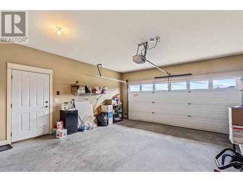 4145 Solana Place, West Kelowna, BC - Indoor Photo Showing Garage