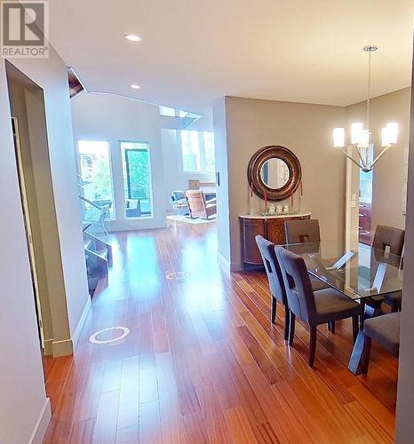 1067 Westpoint Drive, Kelowna, BC - Indoor Photo Showing Dining Room