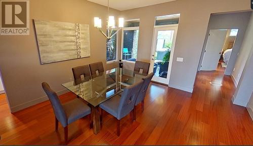 1067 Westpoint Drive, Kelowna, BC - Indoor Photo Showing Dining Room