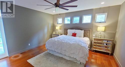 1067 Westpoint Drive, Kelowna, BC - Indoor Photo Showing Bedroom