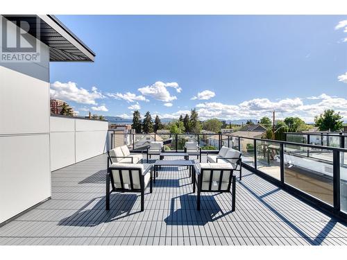 1034 Martin Avenue Unit# 4, Kelowna, BC - Outdoor With Deck Patio Veranda With Exterior