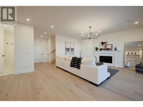 4956 Bucktail Lane, Kelowna, BC - Indoor Photo Showing Living Room With Fireplace