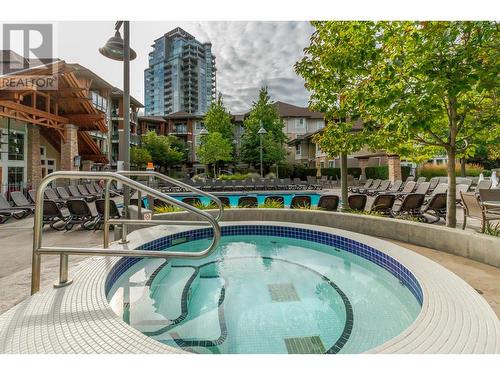 1075 Sunset Drive Unit# 1706, Kelowna, BC - Outdoor With In Ground Pool