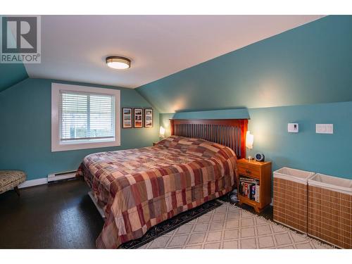 1233 Ethel Street, Kelowna, BC - Indoor Photo Showing Bedroom