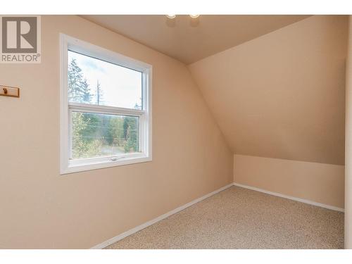 4661 June Springs Road, Kelowna, BC - Indoor Photo Showing Other Room