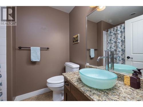 2470 Tuscany Drive Unit# 204, West Kelowna, BC - Indoor Photo Showing Bathroom