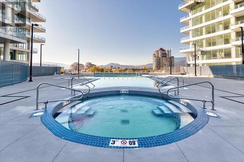 1181 Sunset Drive Unit# 706, Kelowna, BC - Outdoor With In Ground Pool