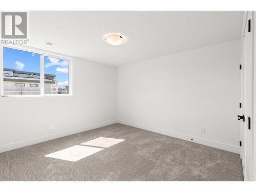 873 Melrose Street, Kelowna, BC - Indoor Photo Showing Other Room