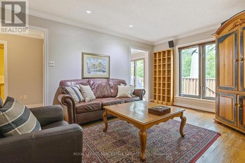 391 March Crescent, Oakville (River Oaks), ON - Indoor Photo Showing Living Room