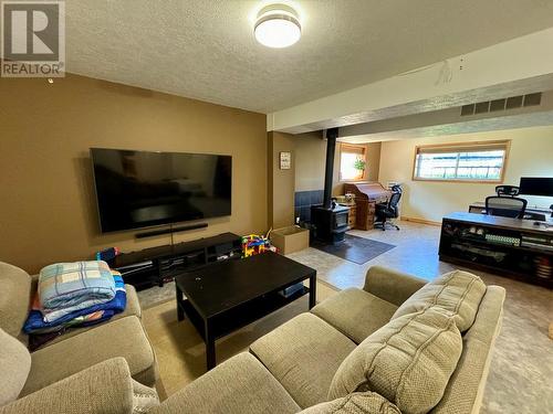 8705 19A Street, Dawson Creek, BC - Indoor Photo Showing Living Room