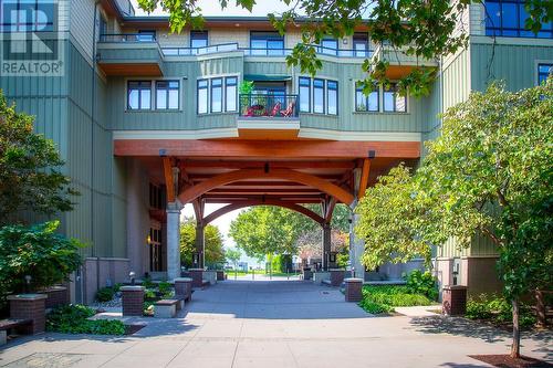 2901 Abbott Street Unit# 102, Kelowna, BC - Outdoor