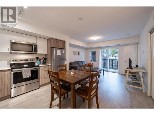 655 Academy Way Unit# 212, Kelowna, BC - Indoor Photo Showing Kitchen