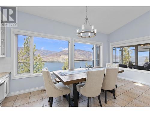 246 Pendragon Place, Kelowna, BC - Indoor Photo Showing Dining Room