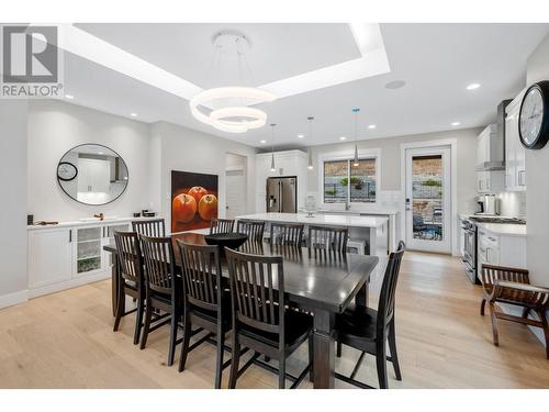 9443 Ledgestone Road, Lake Country, BC - Indoor Photo Showing Dining Room