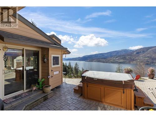 482 Clifton Road N, Kelowna, BC - Outdoor With Body Of Water