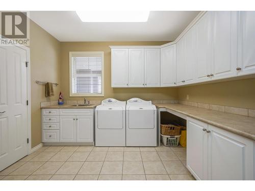 659 Arbor View Drive Lot# 29, Kelowna, BC - Indoor Photo Showing Laundry Room