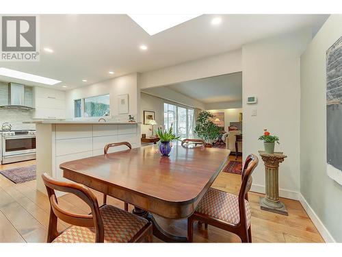 2021 Abbott Street, Kelowna, BC - Indoor Photo Showing Dining Room