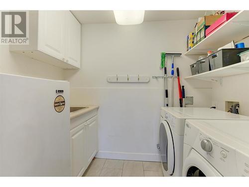 2021 Abbott Street, Kelowna, BC - Indoor Photo Showing Laundry Room