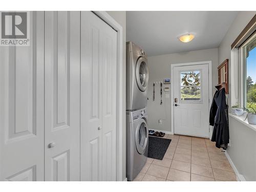 4511 Crawford Road, Lake Country, BC - Indoor Photo Showing Laundry Room