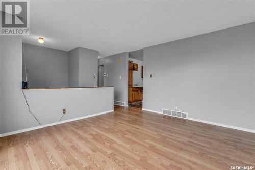 319-321 Carson Street, Dundurn, SK - Indoor Photo Showing Other Room
