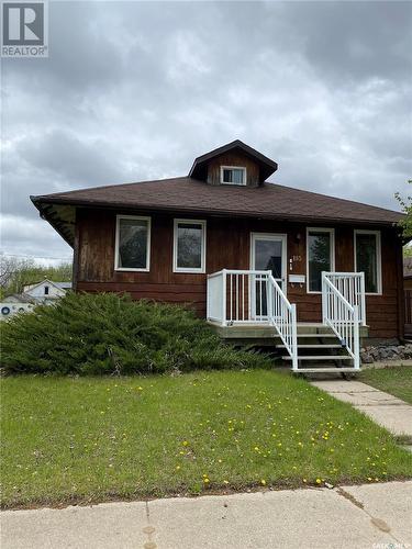 185 Roslyn Avenue, Yorkton, SK - Outdoor