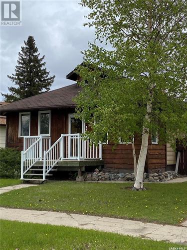 185 Roslyn Avenue, Yorkton, SK - Outdoor