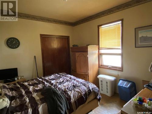 185 Roslyn Avenue, Yorkton, SK - Indoor Photo Showing Bedroom