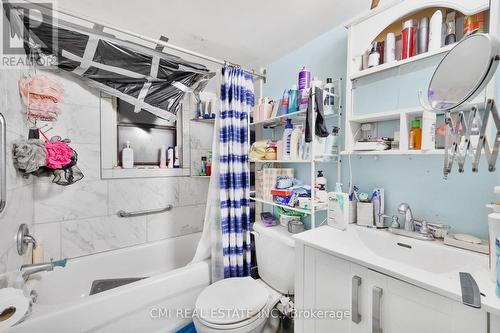 82 Marlborough Street, Brantford, ON - Indoor Photo Showing Bathroom