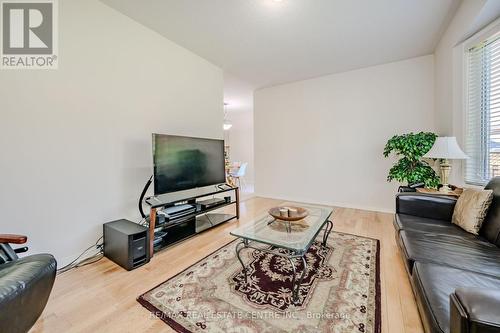 3768 Partition Road, Mississauga, ON - Indoor Photo Showing Living Room