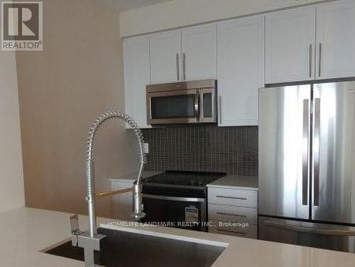 4406 - 4011 Brickstone Mews, Mississauga, ON - Indoor Photo Showing Kitchen With Upgraded Kitchen