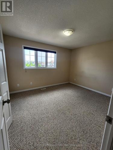 2021 Foxwood Avenue N, London, ON - Indoor Photo Showing Other Room