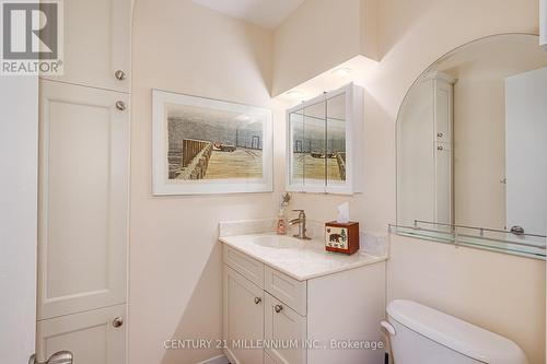 13 Trafalgar Road, Collingwood, ON - Indoor Photo Showing Bathroom