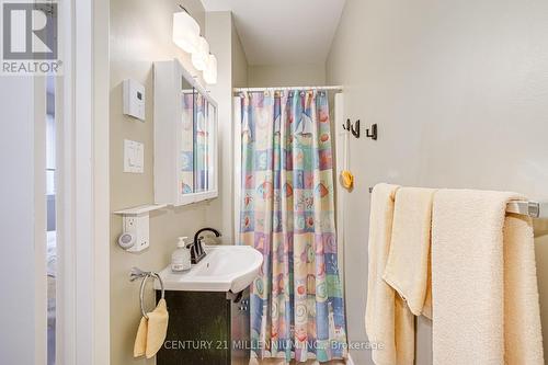 13 Trafalgar Road, Collingwood, ON - Indoor Photo Showing Bathroom